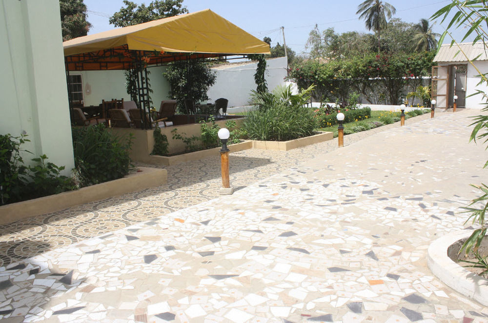 Pelican Residence Fajara Exterior foto